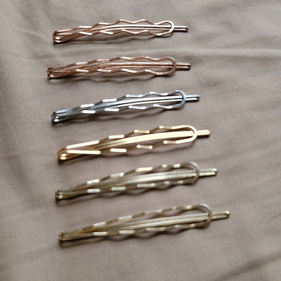 Forever 21 Other - 💎Hair Clips💎